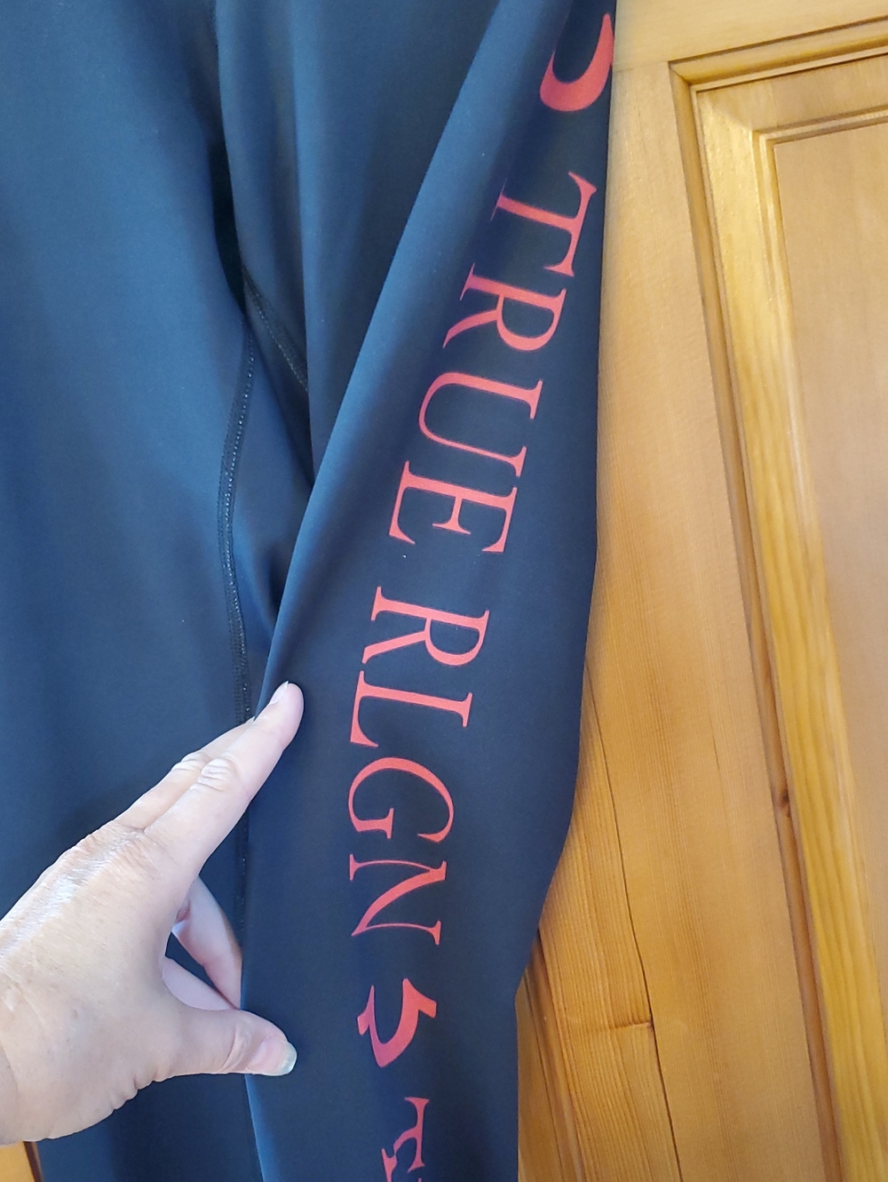True Religion High-Waist Women's Black Performance Leggings Red Logo Size XS - Picture 5 of 10